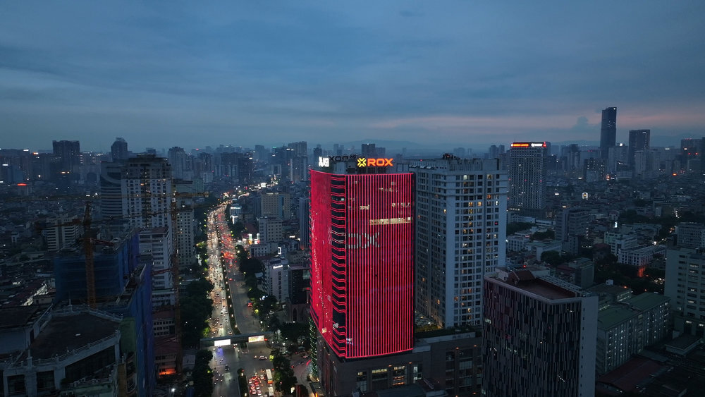 Tòa nhà buổi tối